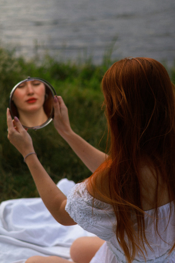 Listen to Your Skin: The Foundation of Timeless Beauty